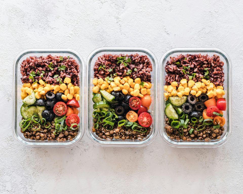 How meal prepping can simplify a sustainable diet plan